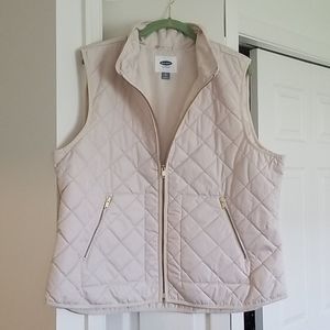 Light-weight quilted vest
